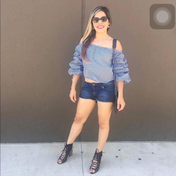 Under the Shoulder Ruffle Blouse - Picture 2 of 2